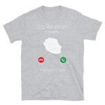 La Réunion M'appelle - T-shirts Unisexe Standard - Ici & Là - T-shirts & Souvenirs de chez toi