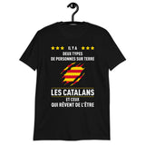 Catalans, Il y a deux types de personnes - T-shirt standard - Ici & Là - T-shirts & Souvenirs de chez toi