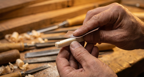 Comment régler une guitare acoustique sans truss rod : les vraies solutions pour une action parfaite