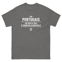Thumbnail for T-shirt Portugal anthracite - Un Portugais ne vieillit pas, il prend de la bouteille