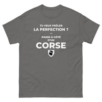 Thumbnail for T-shirt cadeau Corse humour - frôler la perfection