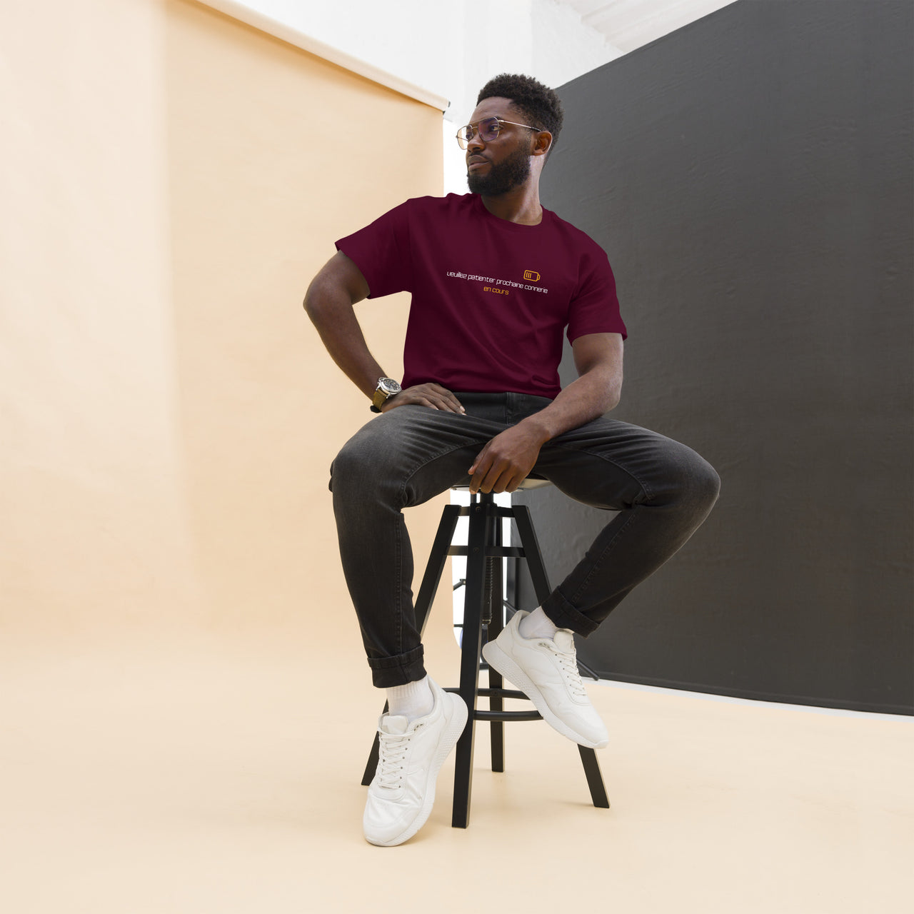 T-shirt humour bordeaux dos - Prochaine connerie en cours