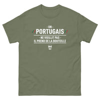Thumbnail for T-shirt Portugal anthracite dos - Un Portugais ne vieillit pas, il prend de la bouteille