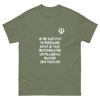 Thumbnail for T-shirt humour vert militaire - Je ne suis pas vétérinaire
