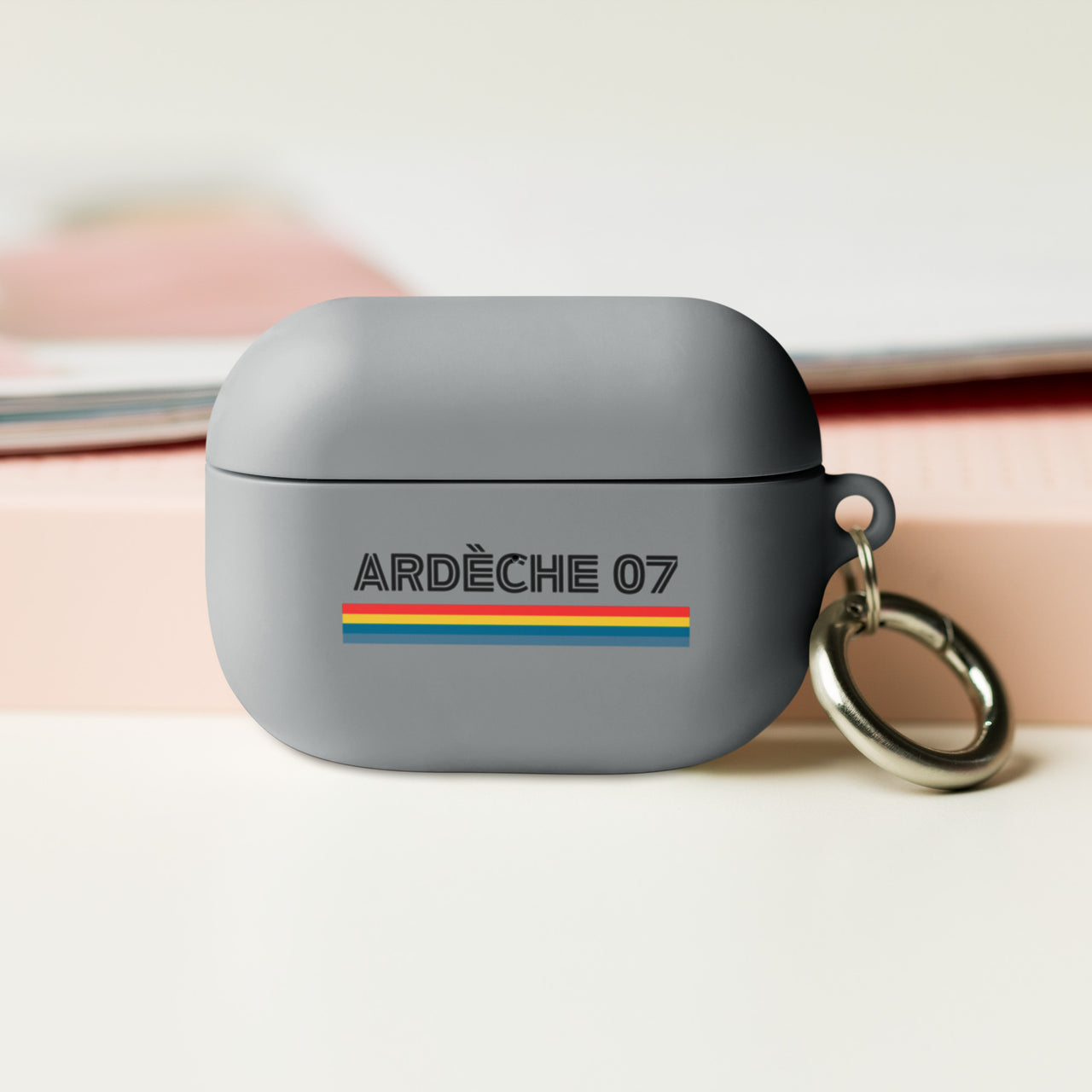 Coque Compatible pour AirPods® Étui Housse Protection avec Mousqueton Motif Ardèche