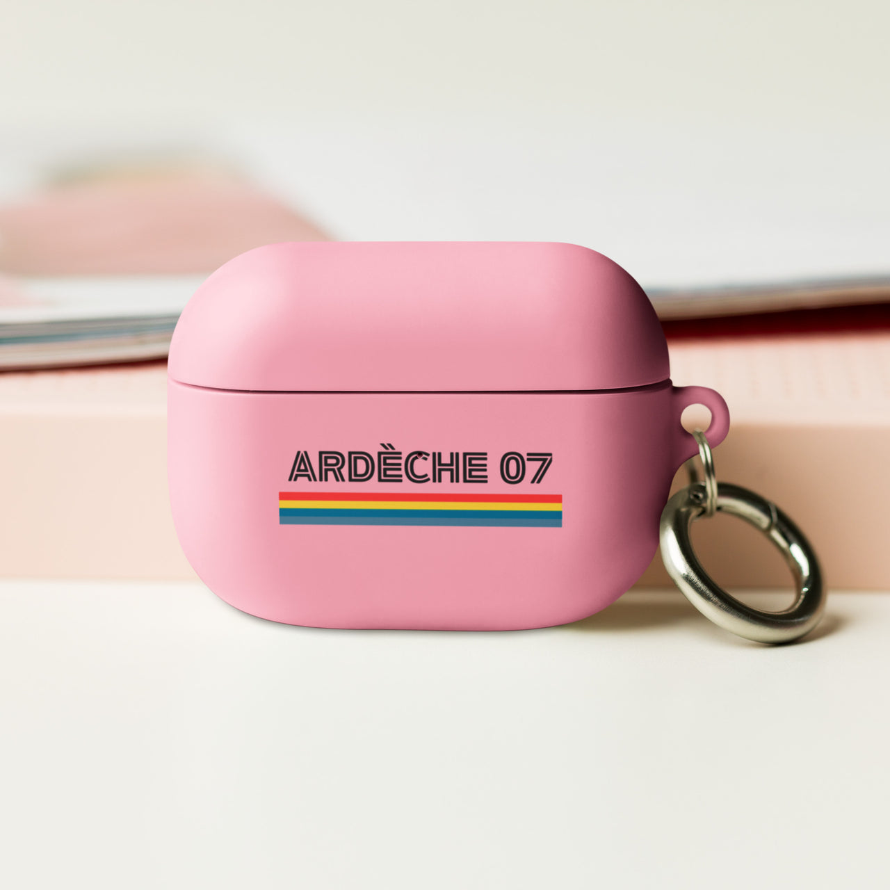 Coque Compatible pour AirPods® Étui Housse Protection avec Mousqueton Motif Ardèche