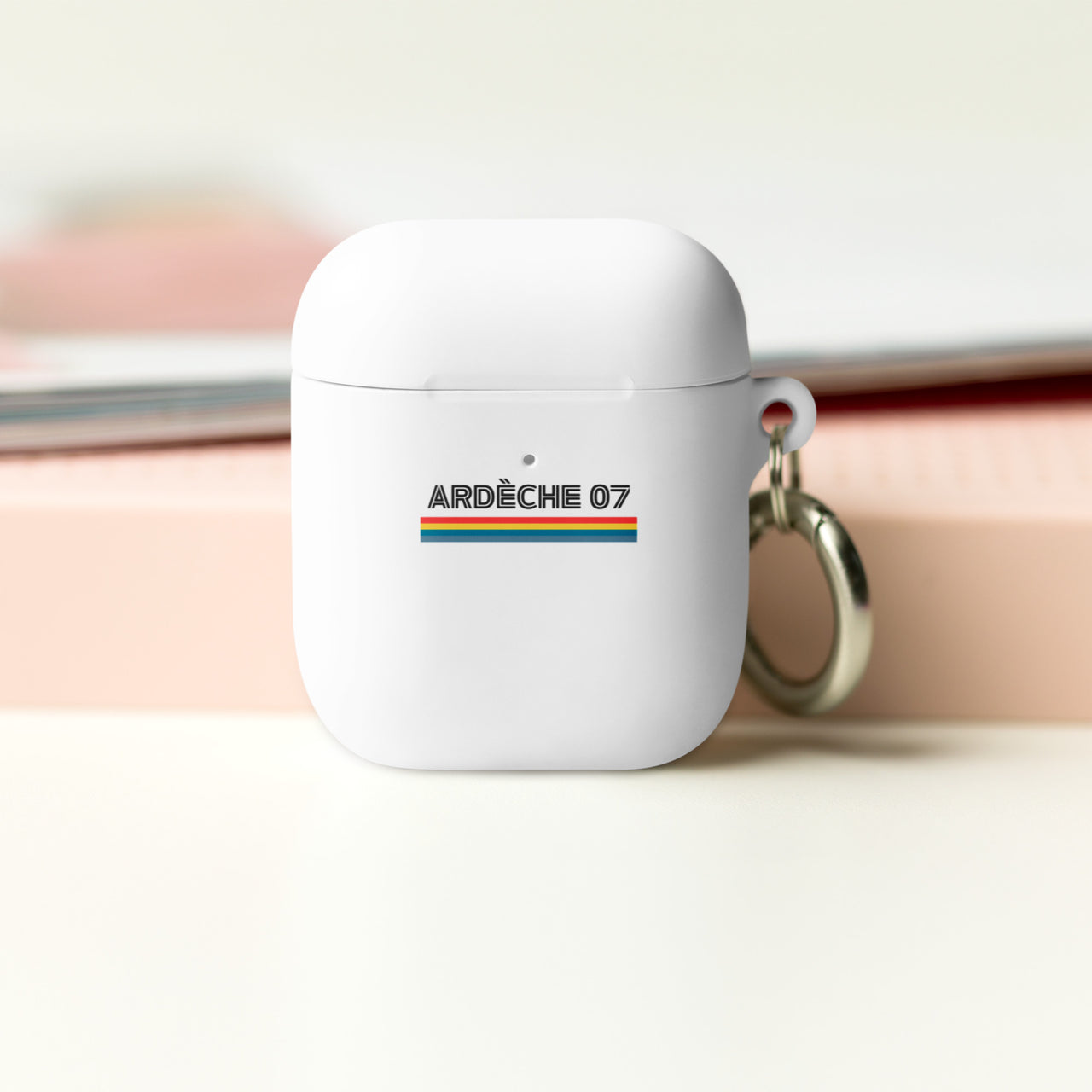 Coque Compatible pour AirPods® Étui Housse Protection avec Mousqueton Motif Ardèche