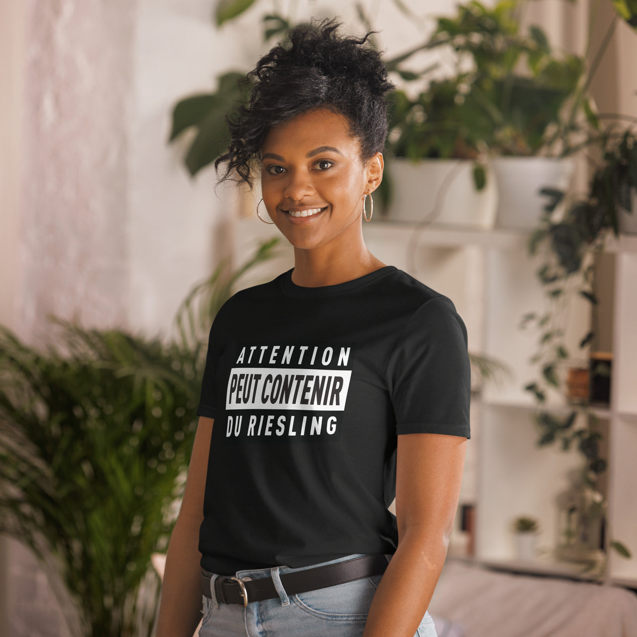 T-shirt Alsace noir - Attention peut contenir du riesling