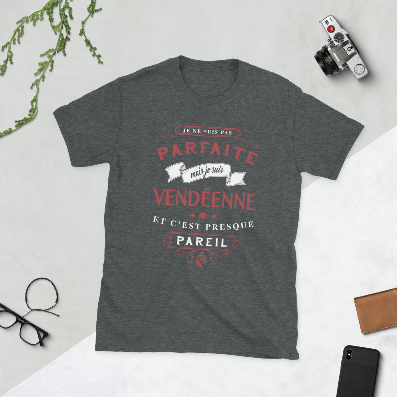 T-shirt Vendée gris foncé chiné - Pas parfaite mais fièrement locale