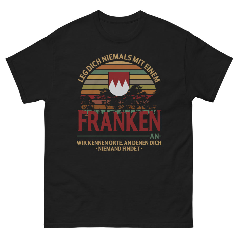 T-shirt Franken noir - Leg dich niemals mit einem Franken an