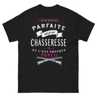 Thumbnail for T-shirt chasseresse noir - Je ne suis pas parfaite mais je suis chasseresse