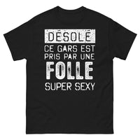 Thumbnail for T-shirt amour noir - ce gars est pris par une folle super sexy