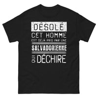Thumbnail for T-shirt Salvadorienne noir - Désolé, cet homme déjà pris
