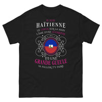 Thumbnail for T-shirt Haïtienne noir - cœur sur la main, guerrière