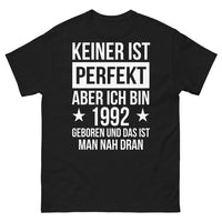 Thumbnail for Keiner ist Perfekt T-Shirt dunkelblau Gesicht - Geboren 1992 – fast perfekt