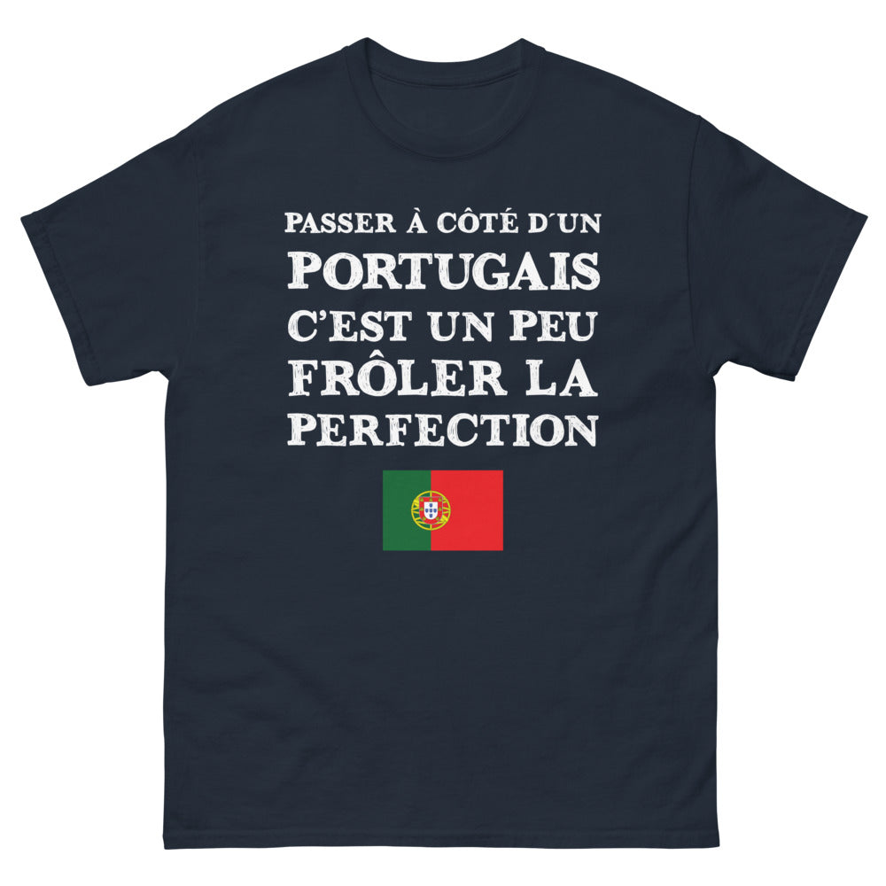 T-shirt Portugal marine - Frôler la perfection avec humour