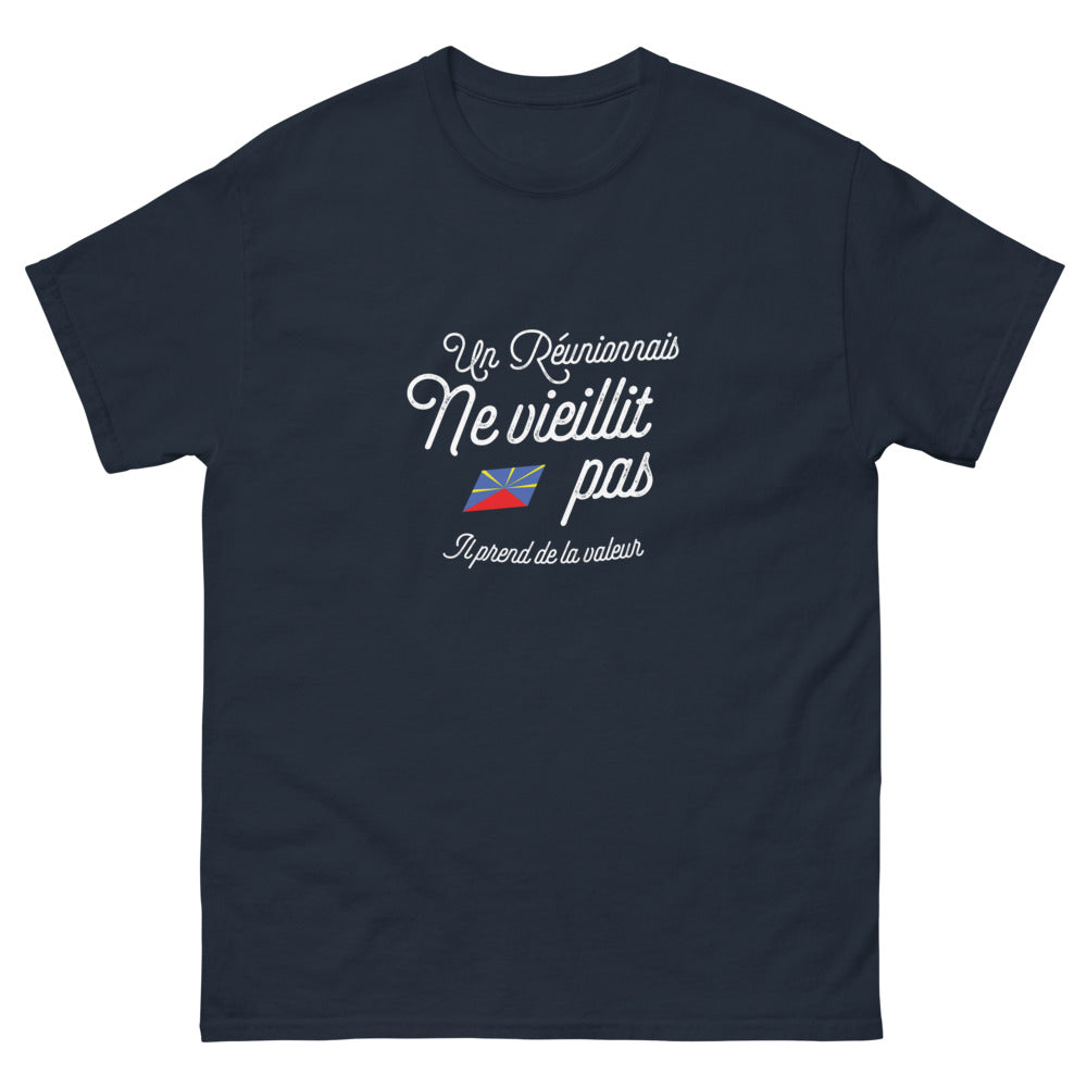 T-shirt Réunion marine - Un Réunionnais ne Vieillit Pas