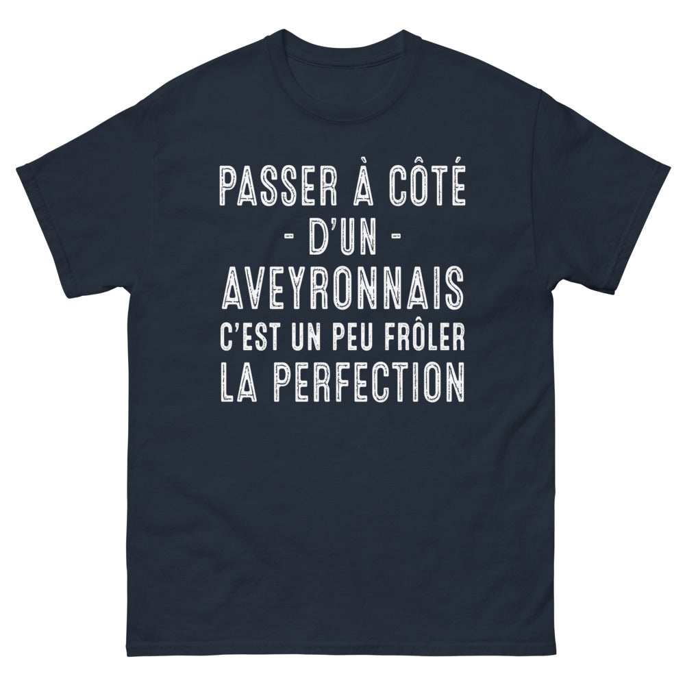 T-shirt Aveyron marine - Passer à côté d'un Aveyronnais, presque parfait