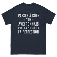 Thumbnail for T-shirt Aveyron marine - Passer à côté d'un Aveyronnais, presque parfait