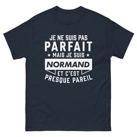 Thumbnail for T-shirt Normand marine - Presque parfait et fier de l'être