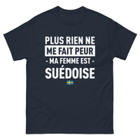 Thumbnail for T-shirt Suède marine - Rien à craindre, ma femme est suédoise