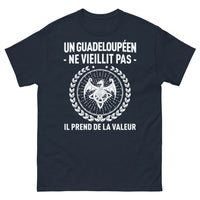 Thumbnail for T-shirt Guadeloupe marine - Un Guadeloupéen prend de la valeur