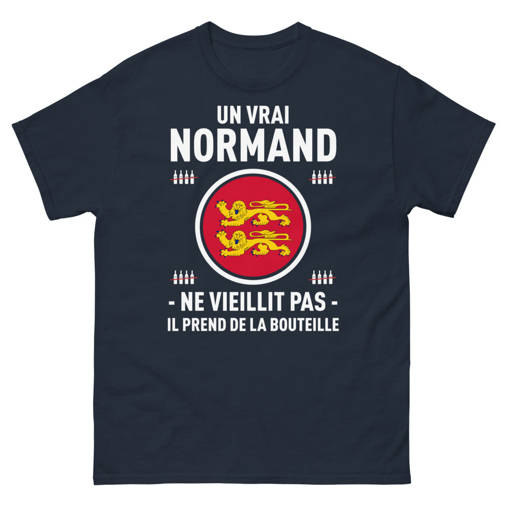 T-shirt Normand marine - Un vrai Normand ne vieillit pas, il prend de la bouteille
