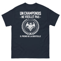 Thumbnail for T-shirt Champagne marine - Un champenois ne vieillit pas, il prend de la bouteille