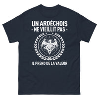 Thumbnail for T-shirt Ardèche marine - Un Ardéchois ne vieillit pas