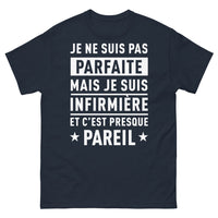 Thumbnail for T-shirt Infirmière marine - Je ne suis pas parfaite, mais je suis infirmière