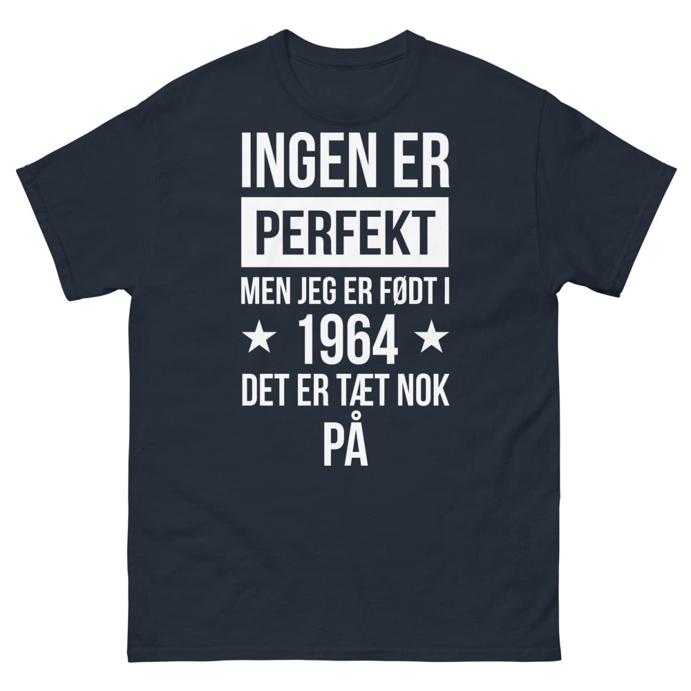 T-shirt Norvégien marine - Ingen er perfekt, men jeg er fodt i 1964