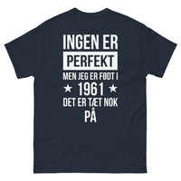 Thumbnail for T-shirt 1961 marine - Nul n'est parfait mais je suis né en 1961