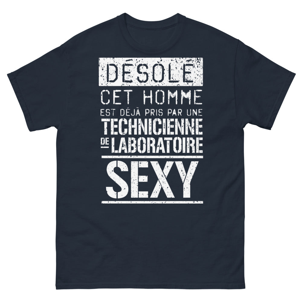 T-shirt Technicienne de laboratoire marine - message 'Désolé cet homme est déjà pris par une technicienne'