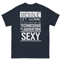 Thumbnail for T-shirt Technicienne de laboratoire marine - message 'Désolé cet homme est déjà pris par une technicienne'