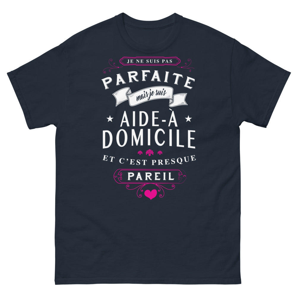 T-shirt Aide à Domicile bleu marine - presque parfaite, presque pareil