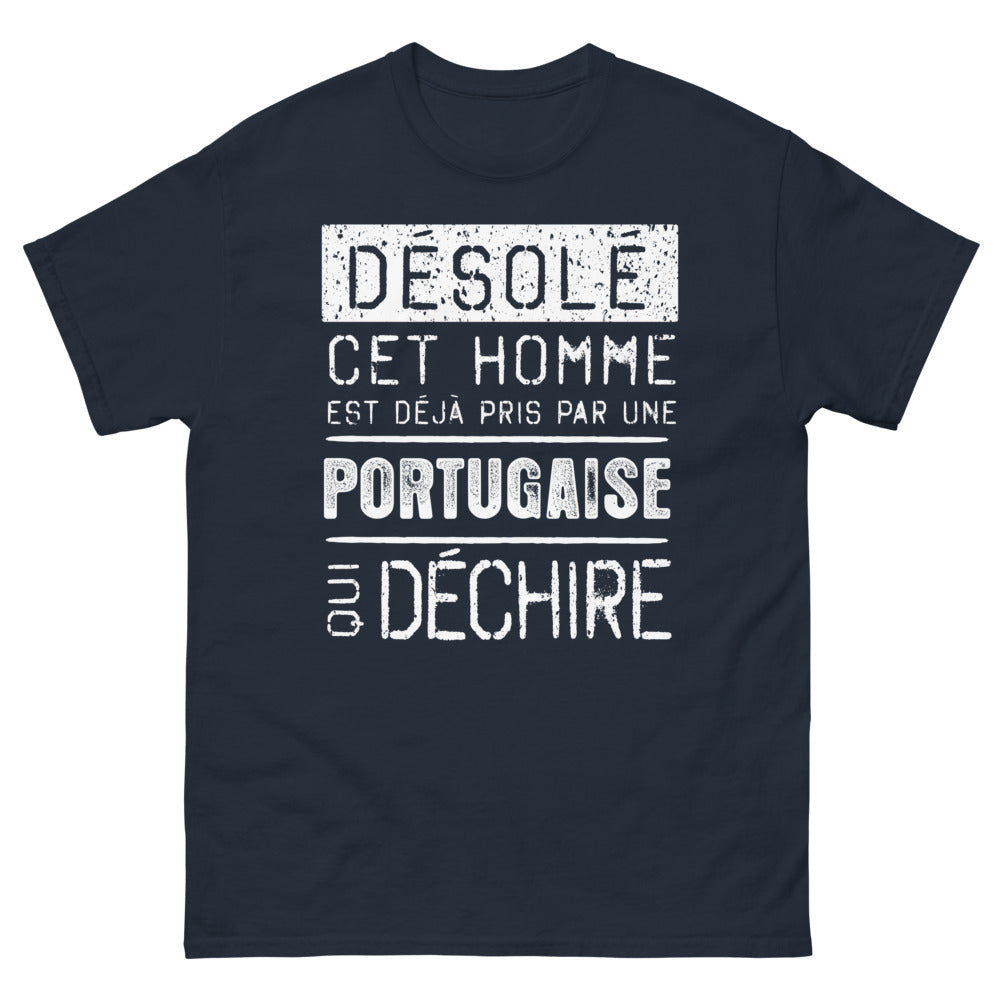 T-shirt Portugal bleu marine - Cet homme est pris par une Portugaise