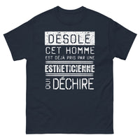Thumbnail for T-shirt esthéticienne bleu marine - Désolé cet homme est déjà pris par une esthéticienne