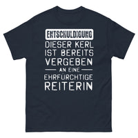 Thumbnail for T-shirt Reiter bleu marine - Dieser Kerl ist vergeben an eine Reiterin