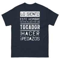Thumbnail for T-shirt barbero bleu marine - esposo ya pillado, guiño barbería