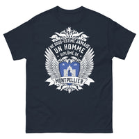 Thumbnail for T-shirt Montpellier bleu marine - Ne sous-estime jamais un homme diplômé