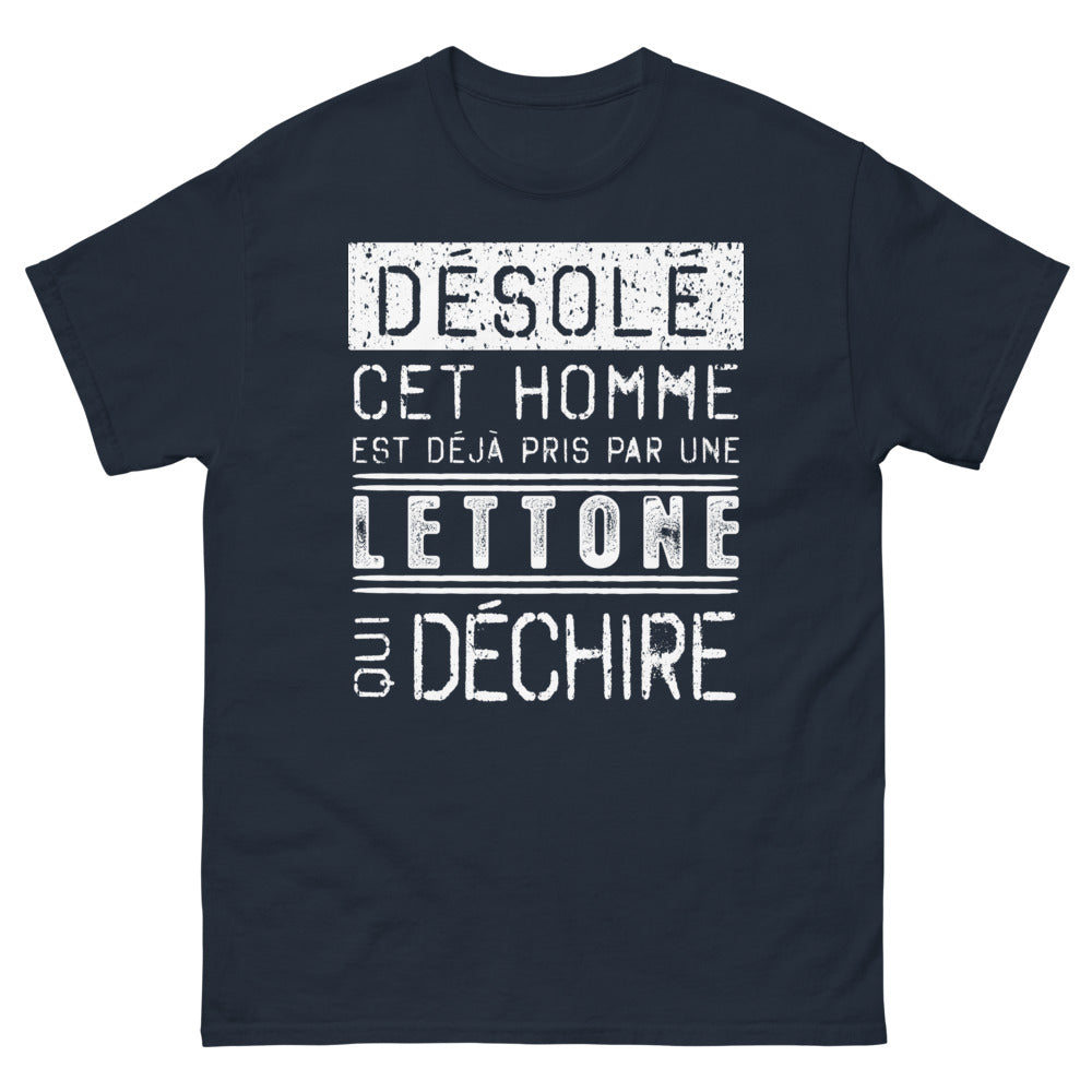 T-shirt Lettonie bleu marine - Désolé, pris par une Lettonne déchirée