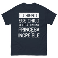 Thumbnail for T-shirt galant et princesse incroyable marine - Désolé, ce prince est déjà pris par une princesse incroyable