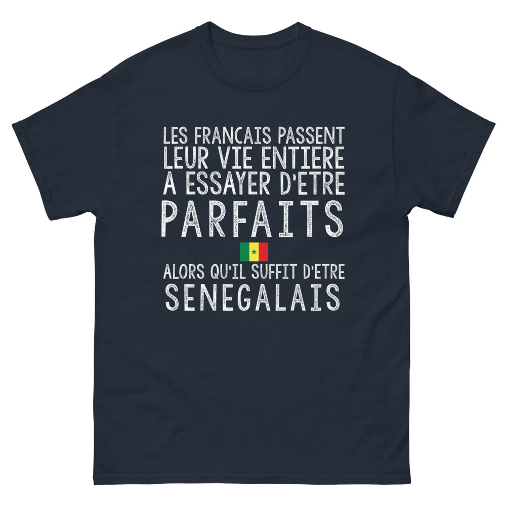 T-shirt Sénégalais marine - Les Français passent leur vie entière