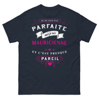 Thumbnail for T-shirt Île Maurice marine - Je ne suis pas parfaite mais je suis Mauricienne