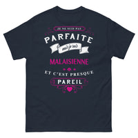 Thumbnail for T-shirt Malaisienne marine - Presque parfaite