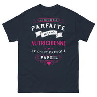 Thumbnail for T-shirt Autrichienne marine - pas parfaite, fière d'Autriche