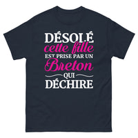 Thumbnail for T-shirt Bretagne marine - prise par un Breton qui déchire