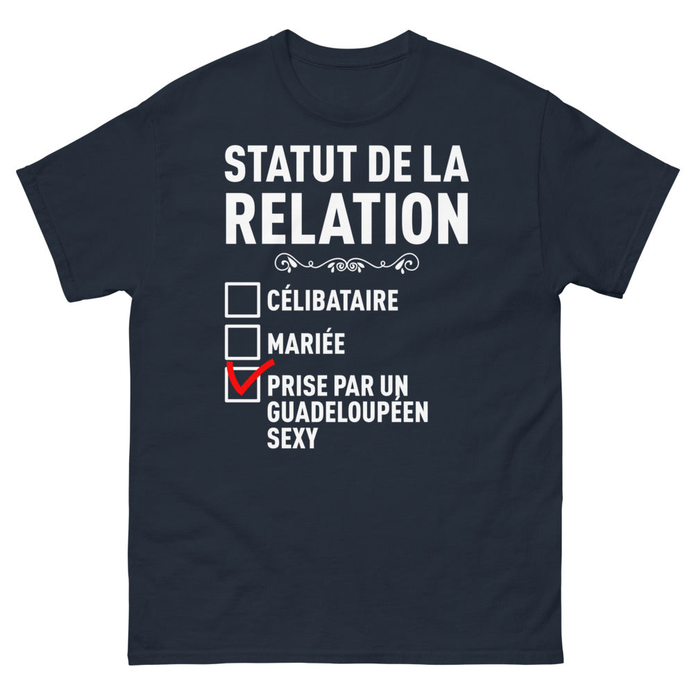 T-shirt Guadeloupe marine - Celibataire ou pris par un Guadeloupéen sexy