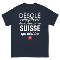 Thumbnail for T-shirt Suisse marine - Désolé, cette fille est déjà prise par un Suisse qui déchire