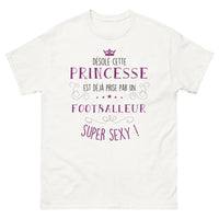 Thumbnail for T-shirt footballeur blanc - princesse prise par un footballeur super sexy